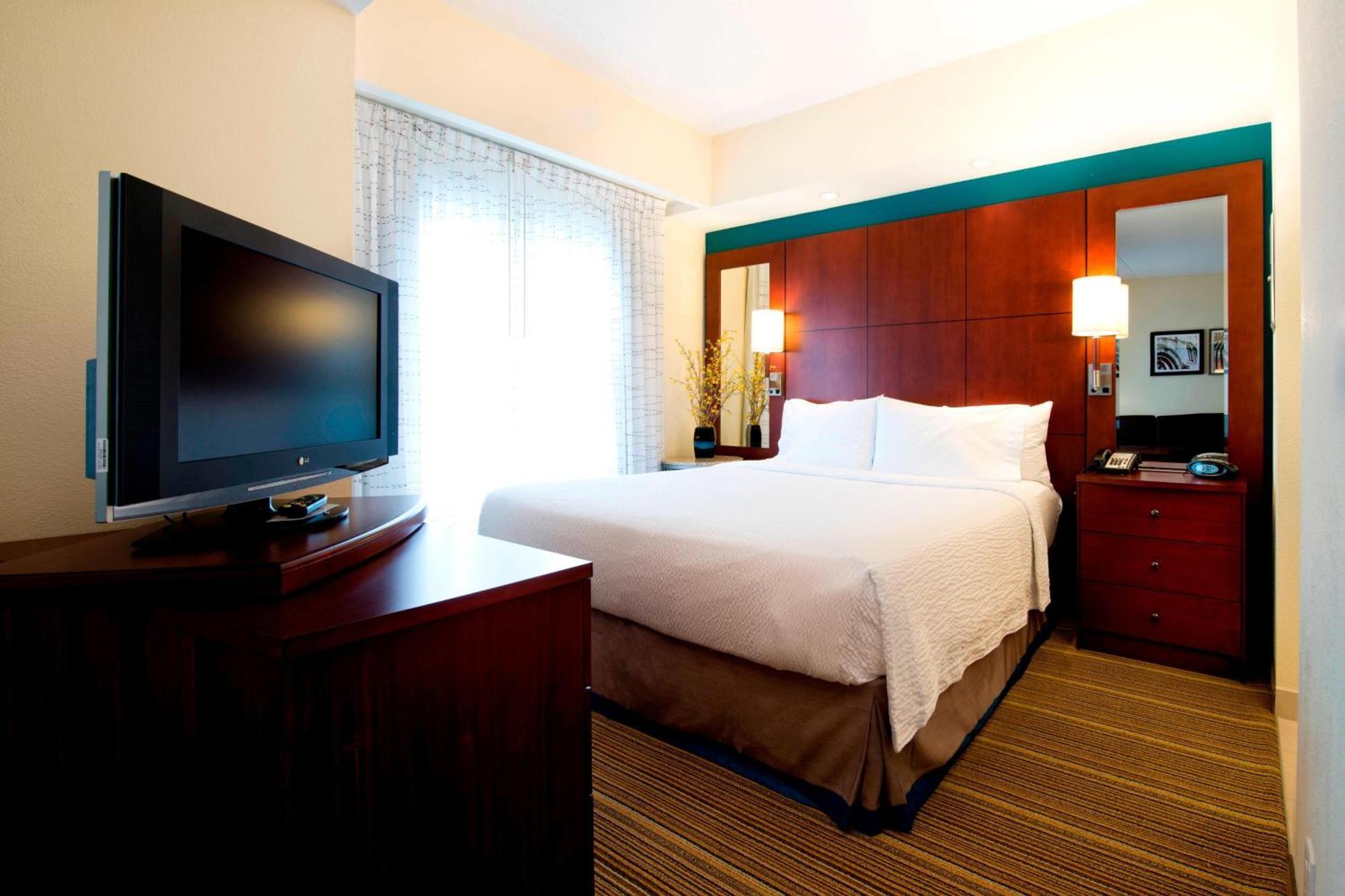 Residence Inn By Marriott Toronto Vaughan Esterno foto